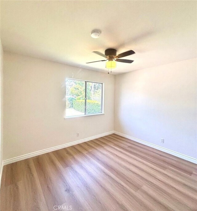 684 E Lee Pl, Azusa, CA 91702 - photo 11