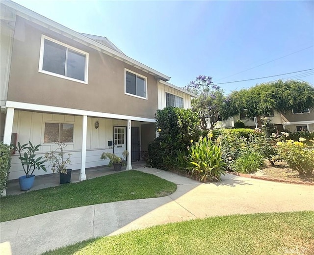 684 E Lee Pl, Azusa, CA 91702 - photo 1