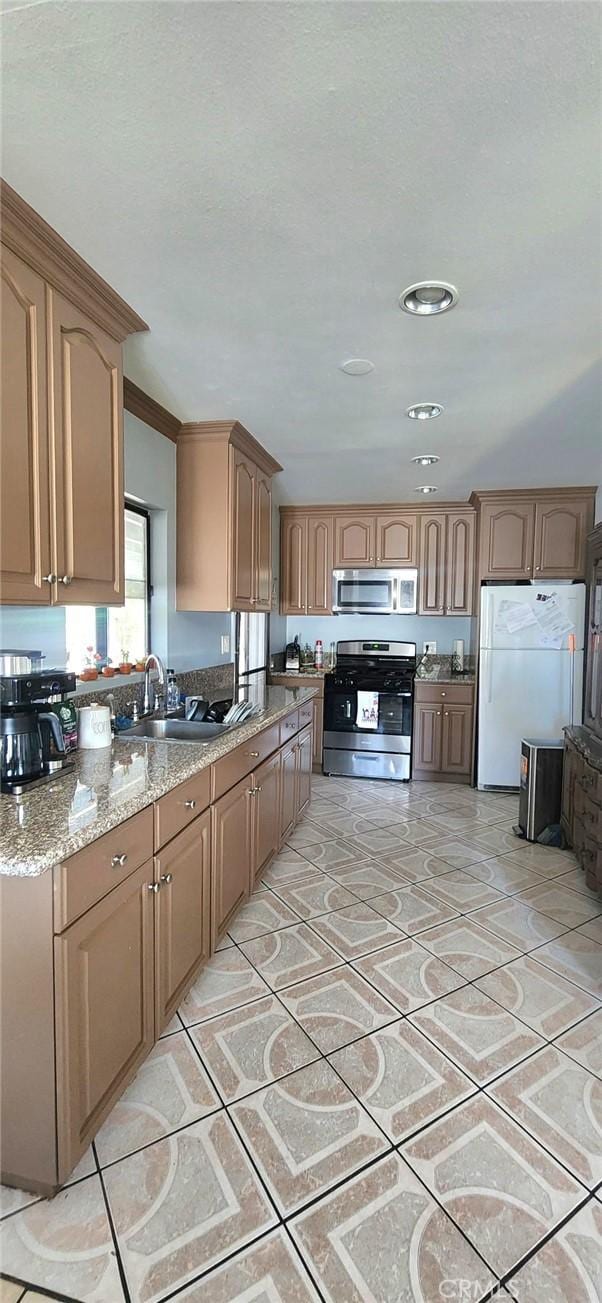 1414 S Douglas St, Santa Ana, CA 92704 - photo 4