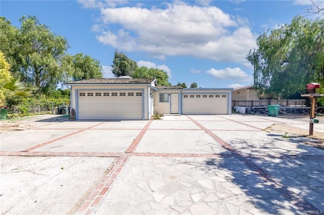 42269 Whittier Ave, Hemet, CA 92544 - ranch-style home featuring a garage, driveway, and stucco siding