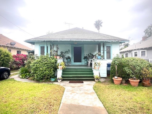 1942 W 20th St, Los Angeles, CA 90018 - photo 1