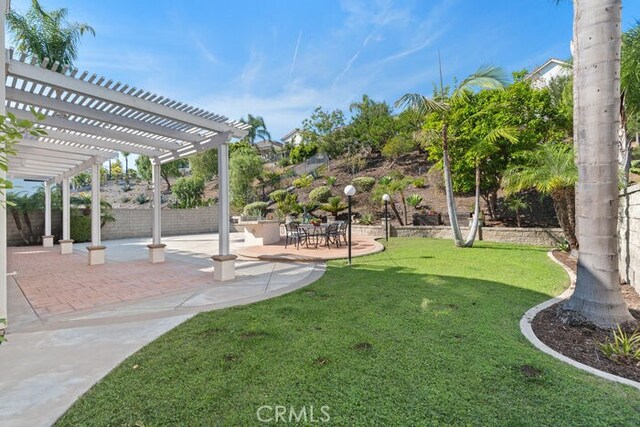 3264 Silver Maple Dr, Yorba Linda, CA 92886 - view of yard featuring a pergola and a patio