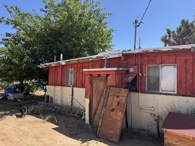 1676 Avalon Ave, Yucca Valley, CA 92284 - view of outbuilding