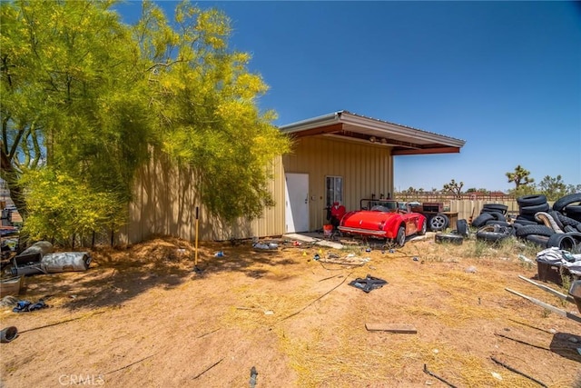 1676 Avalon Ave, Yucca Valley, CA 92284 - view of vehicle parking