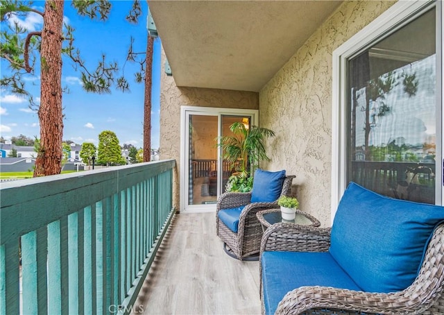 564 N Bellflower Blvd Unit 120, Long Beach, CA 90814 - view of balcony