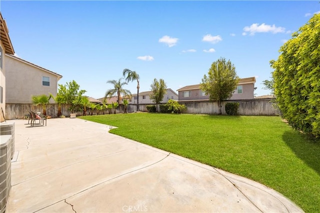 12337 Columbia Ln, Eastvale, CA 91752 - fenced backyard with a patio