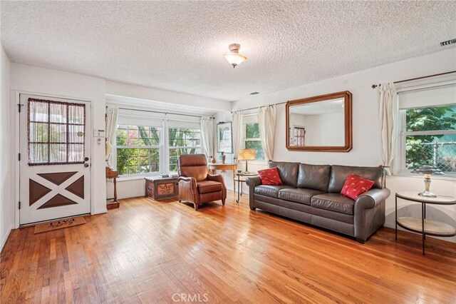 2735 Lytelle Pl, Los Angeles, CA 90065 - photo 4
