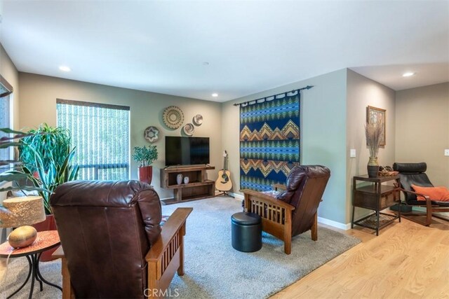 9116 Rocky Rd, Weed, CA 96094 - living room featuring wood finished floors, recessed lighting, and baseboards