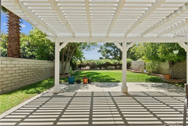 25562 Fitzgerald Ave, Stevenson Ranch, CA 91381 - fenced backyard featuring a pergola and a patio