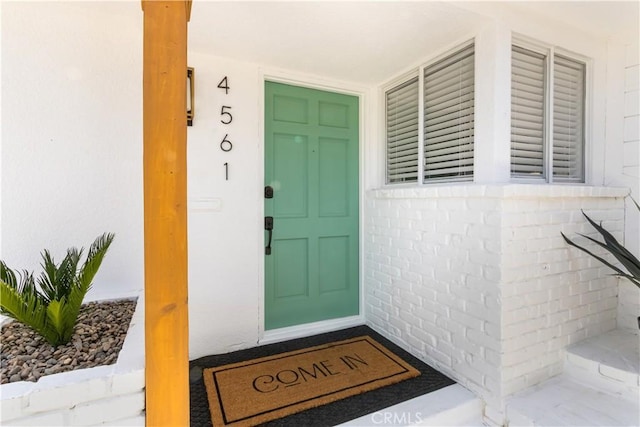 4561 N Price Ave, Fresno, CA 93726 - view of exterior entry with a porch