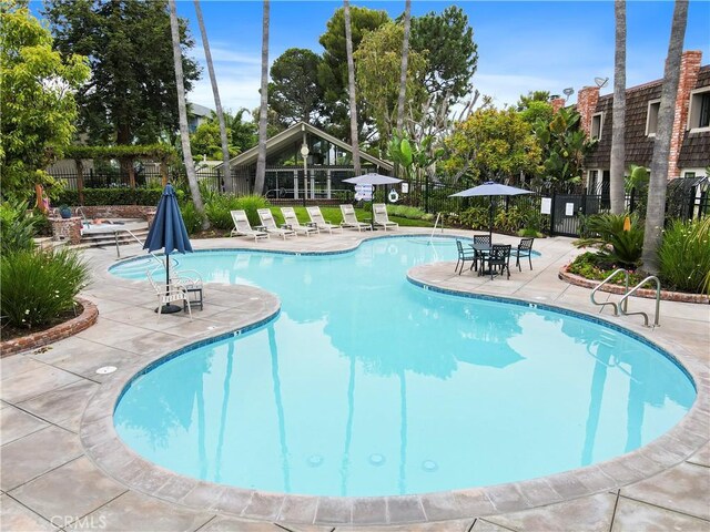 16703 Castaway Ln, Huntington Beach, CA 92649 - photo 37
