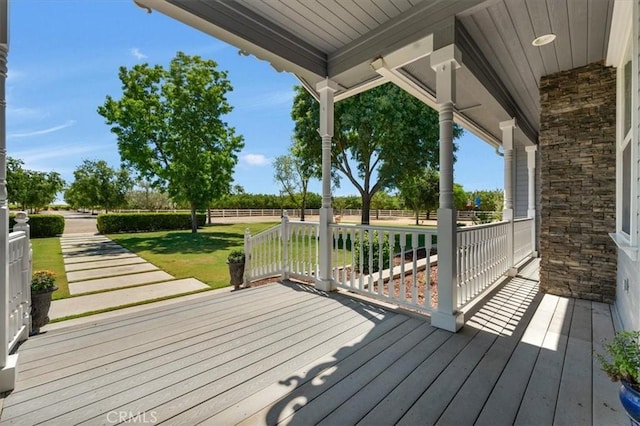 8401 Mayer Ave, Bakersfield, CA 93314 - view of deck