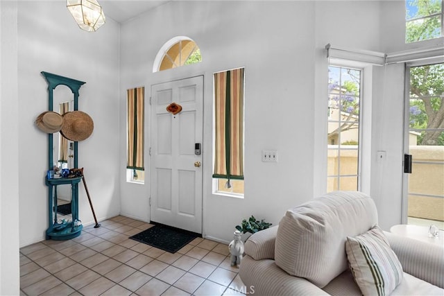 2300 Maple Ave Unit 138, Torrance, CA 90503 - entryway featuring a high ceiling and light tile patterned floors