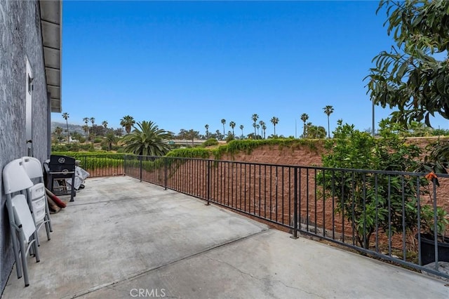 548 Bonita St, San Pedro, CA 90731 - view of patio with a grill