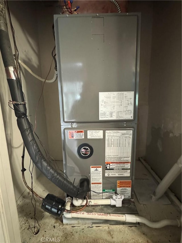 19029 Nordhoff St Unit 309, Northridge, CA 91324 - utilities featuring heating unit