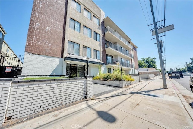 19029 Nordhoff St Unit 309, Northridge, CA 91324 - view of property