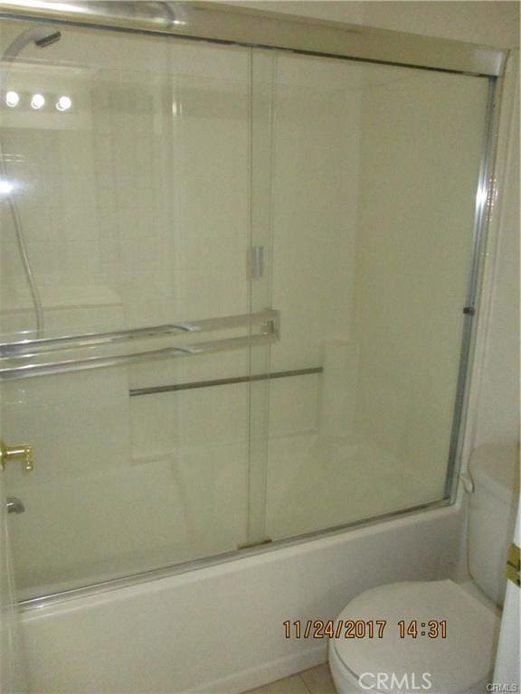 70 Costero Aisle Unit 304, Irvine, CA 92614 - full bath with toilet and combined bath / shower with glass door