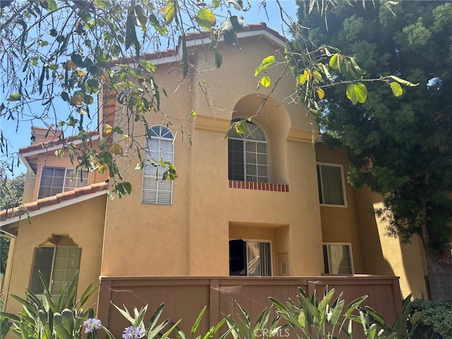 70 Costero Aisle Unit 304, Irvine, CA 92614 - view of home's exterior with stucco siding