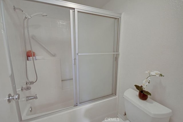 2800 Keller Dr Unit 282, Tustin, CA 92782 - bathroom with toilet and enclosed tub / shower combo
