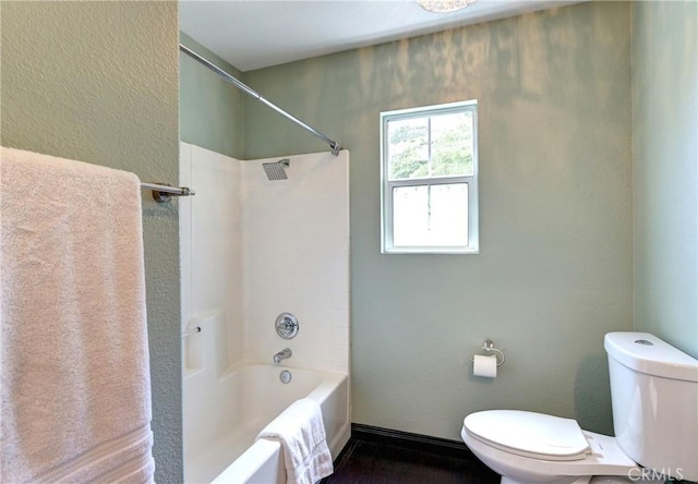 19068 Sunflower Pl, Riverside, CA 92508 - bathroom featuring washtub / shower combination and a textured wall