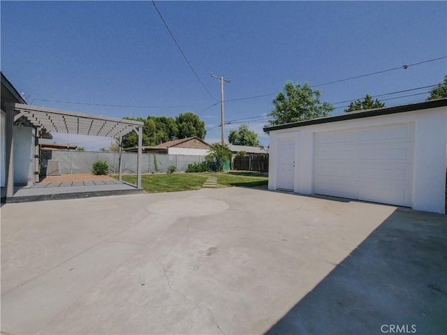 24931 Vine St, San Bernardino, CA 92410 - detached garage featuring driveway