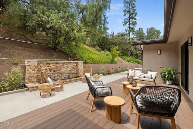 845 Rollin St, South Pasadena, CA 91030 - wooden terrace with outdoor lounge area