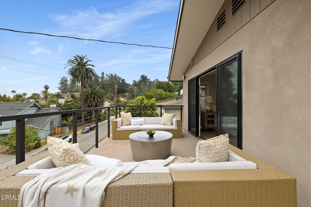 845 Rollin St, South Pasadena, CA 91030 - balcony with outdoor lounge area