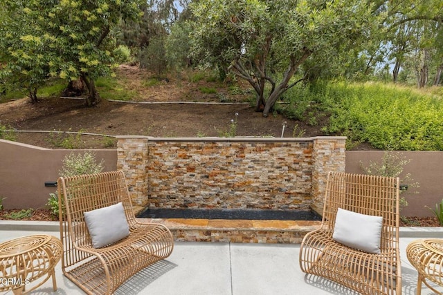 845 Rollin St, South Pasadena, CA 91030 - view of patio / terrace