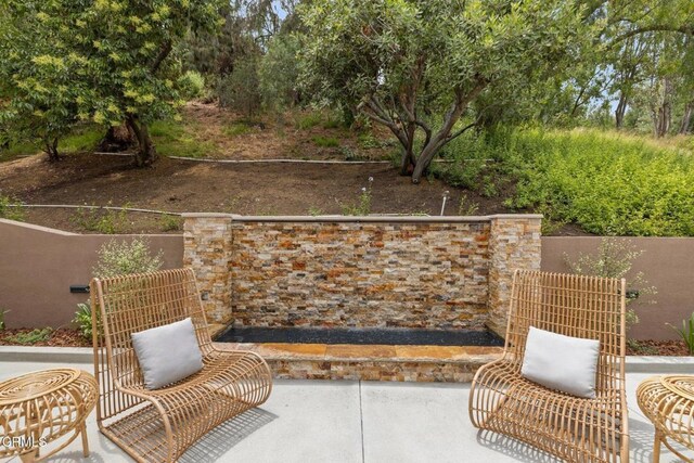 845 Rollin St, South Pasadena, CA 91030 - view of patio / terrace