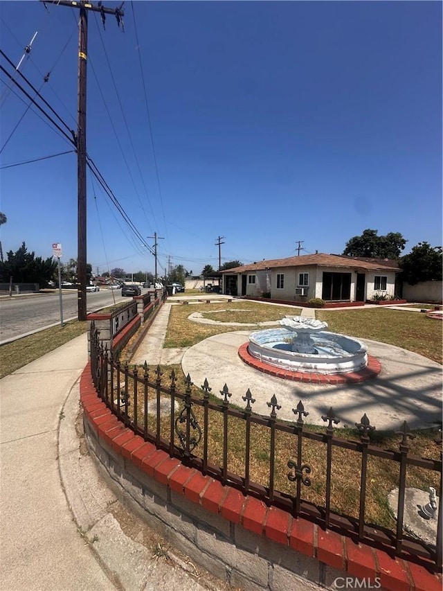 8647 Passons Blvd, Pico Rivera, CA 90660 - view of home's community