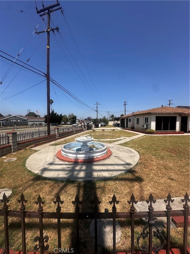 8647 Passons Blvd, Pico Rivera, CA 90660 - view of yard
