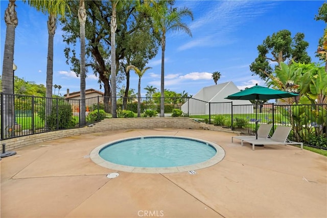 129 Five Crowns Way, Encinitas, CA 92024 - community pool featuring a patio area