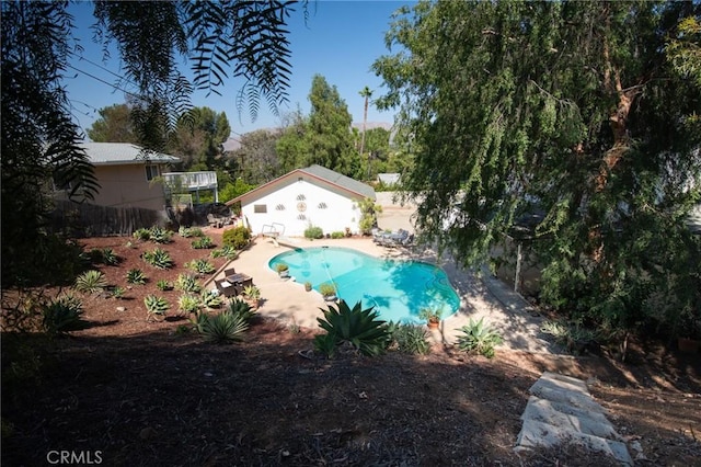 5295 Bronson Way, Riverside, CA 92506 - view of swimming pool