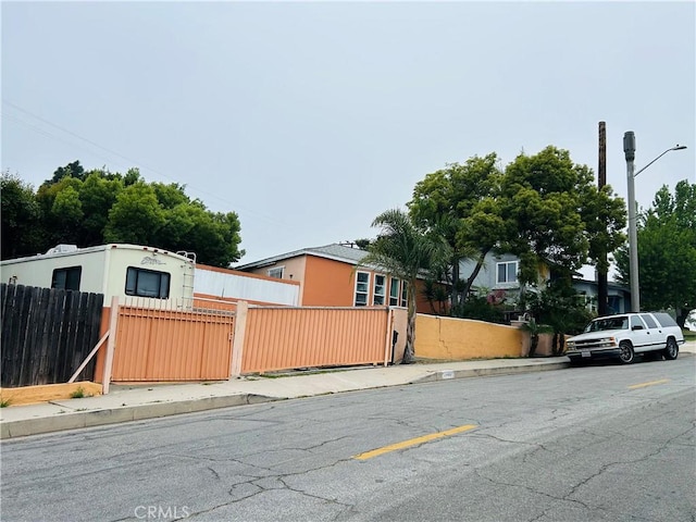 8415 W Blvd, Inglewood, CA 90305 - photo 2