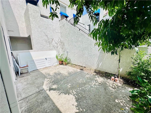 343 Park Shadow Ct, Baldwin Park, CA 91706 - view of patio / terrace