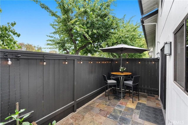 1205 Las Arenas Way Unit 3, Costa Mesa, CA 92627 - view of patio