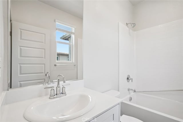 1549 Stratus Dr, Pomona, CA 91768 - bathroom with vanity and  shower combination