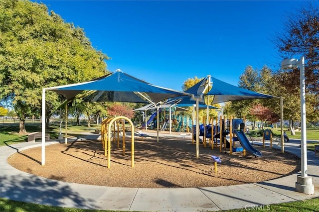 26860 Chaucer Pl, Stevenson Ranch, CA 91381 - view of community playground