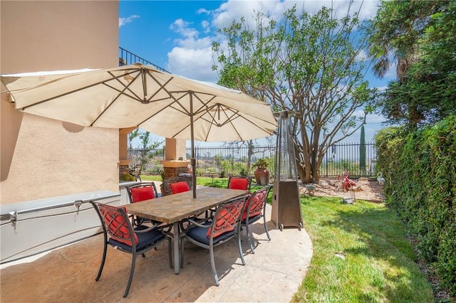 632 Hartwell Ct, Altadena, CA 91001 - view of patio / terrace with outdoor dining space