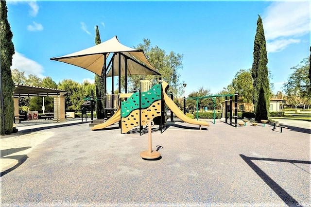 176 Overbrook, Irvine, CA 92620 - view of community play area