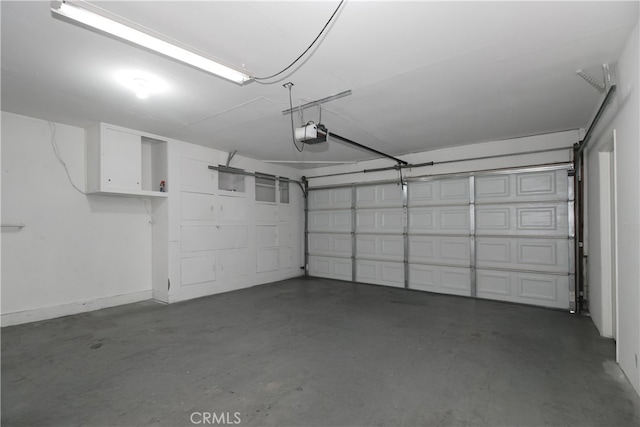 10025 Lubao Ave, Chatsworth, CA 91311 - garage with a garage door opener