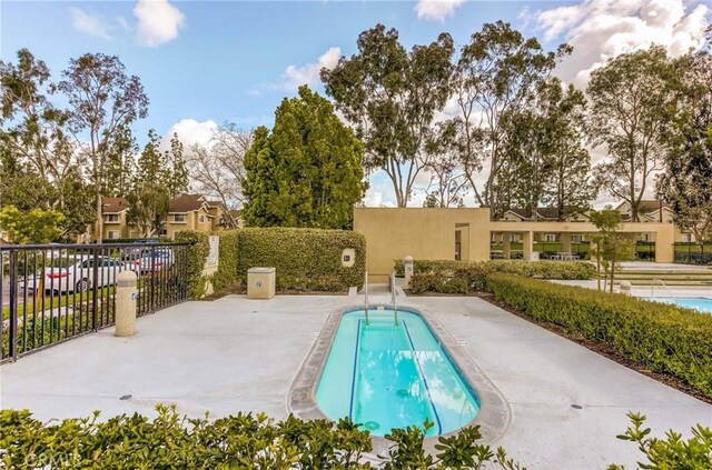 38 Woodleaf, Irvine, CA 92614 - view of pool