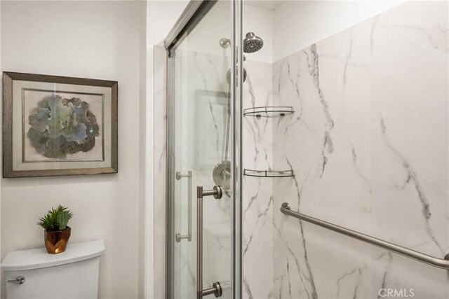 38 Woodleaf, Irvine, CA 92614 - full bathroom featuring a marble finish shower