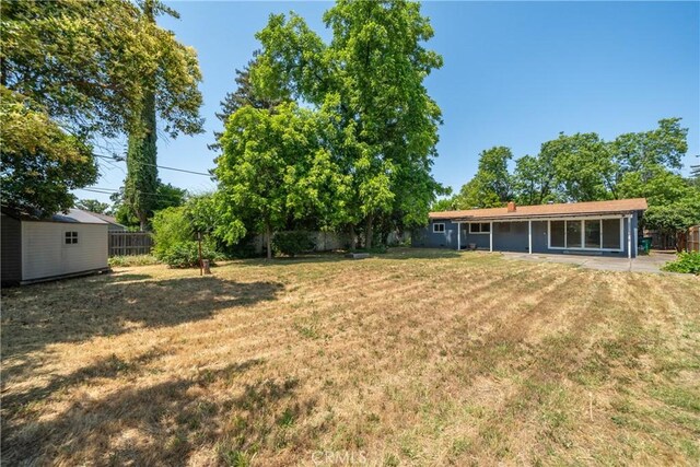 1577 Hawthorne Ave, Chico, CA 95926 - view of yard