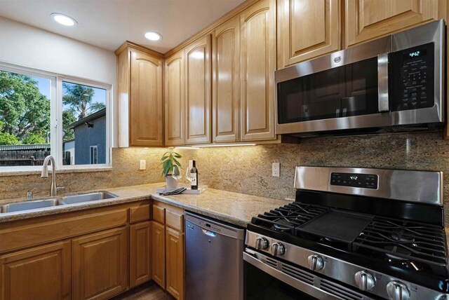 895 S Lincoln Ave, El Cajon, CA 92020 - photo 17
