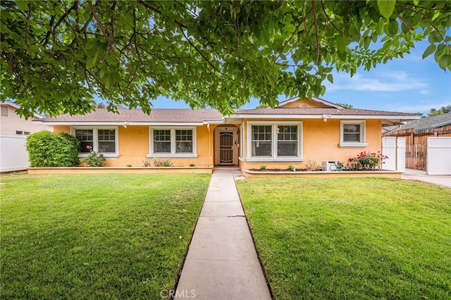 20129 Halsted St, Chatsworth, CA 91311 - ranch-style house with stucco siding