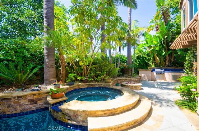26821 Moore Oaks Rd, Laguna Hills, CA 92653 - swimming pool featuring exterior kitchen and an in-ground hot tub