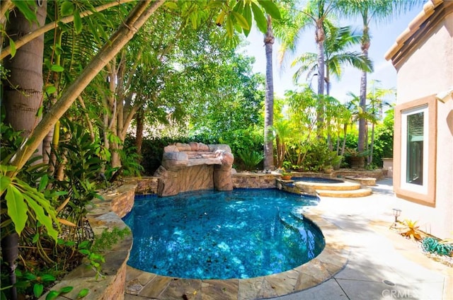 26821 Moore Oaks Rd, Laguna Hills, CA 92653 - view of swimming pool featuring a pool with connected hot tub