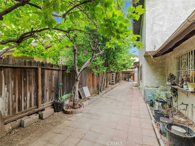 7800 Winnetka Ave, Winnetka, CA 91306 - fenced backyard with a patio