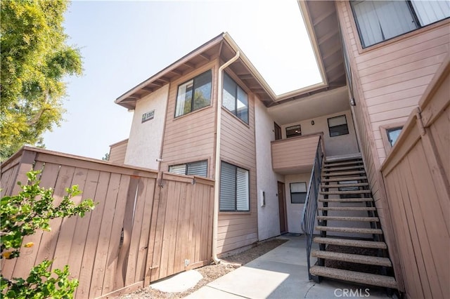 1317 Massachusetts Ave Unit 202, Riverside, CA 92507 - doorway to property